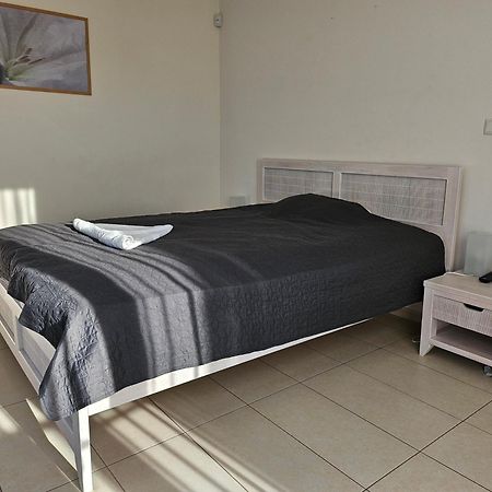 Apartamento Downтown - Free Parking Varna Exterior foto
